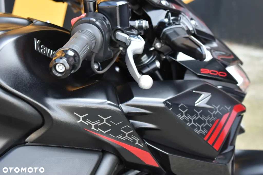 Kawasaki Z - 33