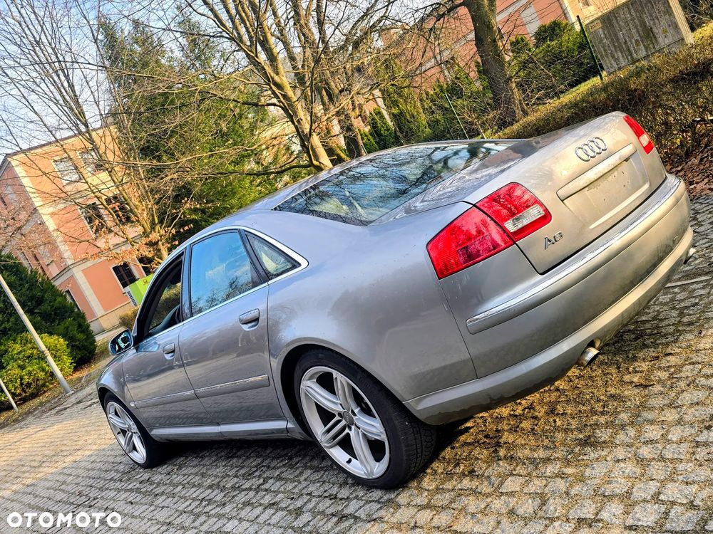 Audi A8 4.2 TDI Quattro - 2