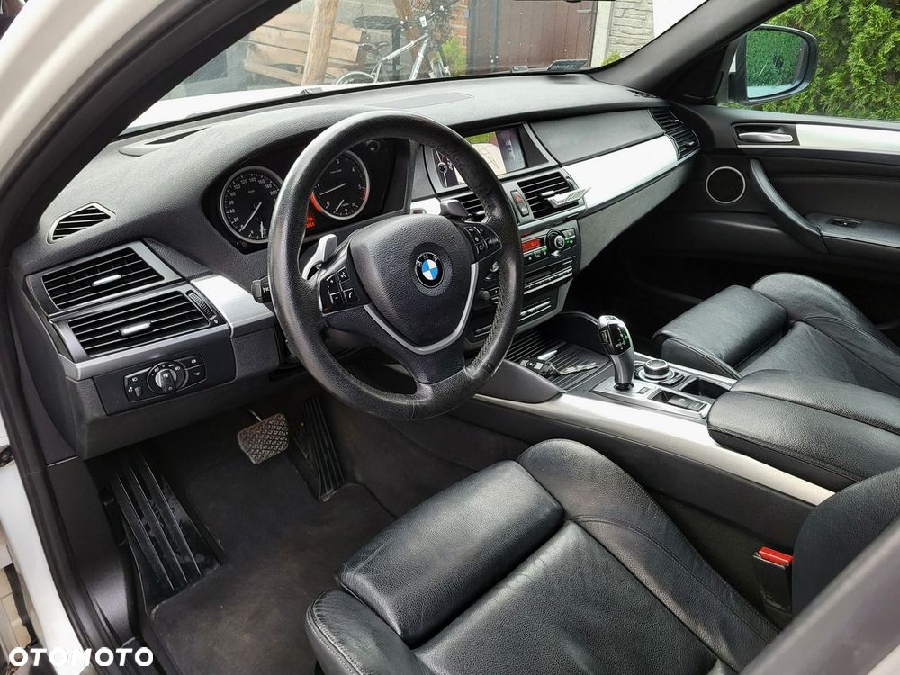 BMW X6 - 12