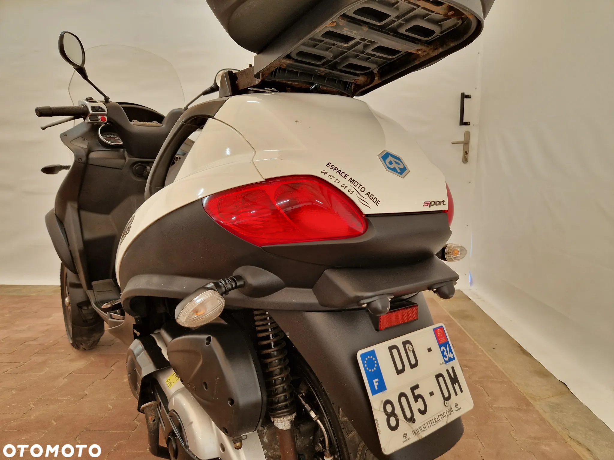 Piaggio MP-3 - 37