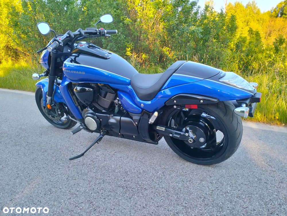 Suzuki Boulevard - 4