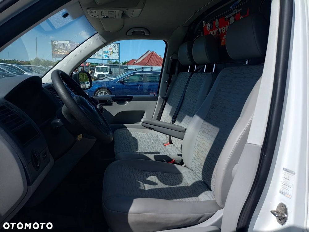 Volkswagen Transporter - 19