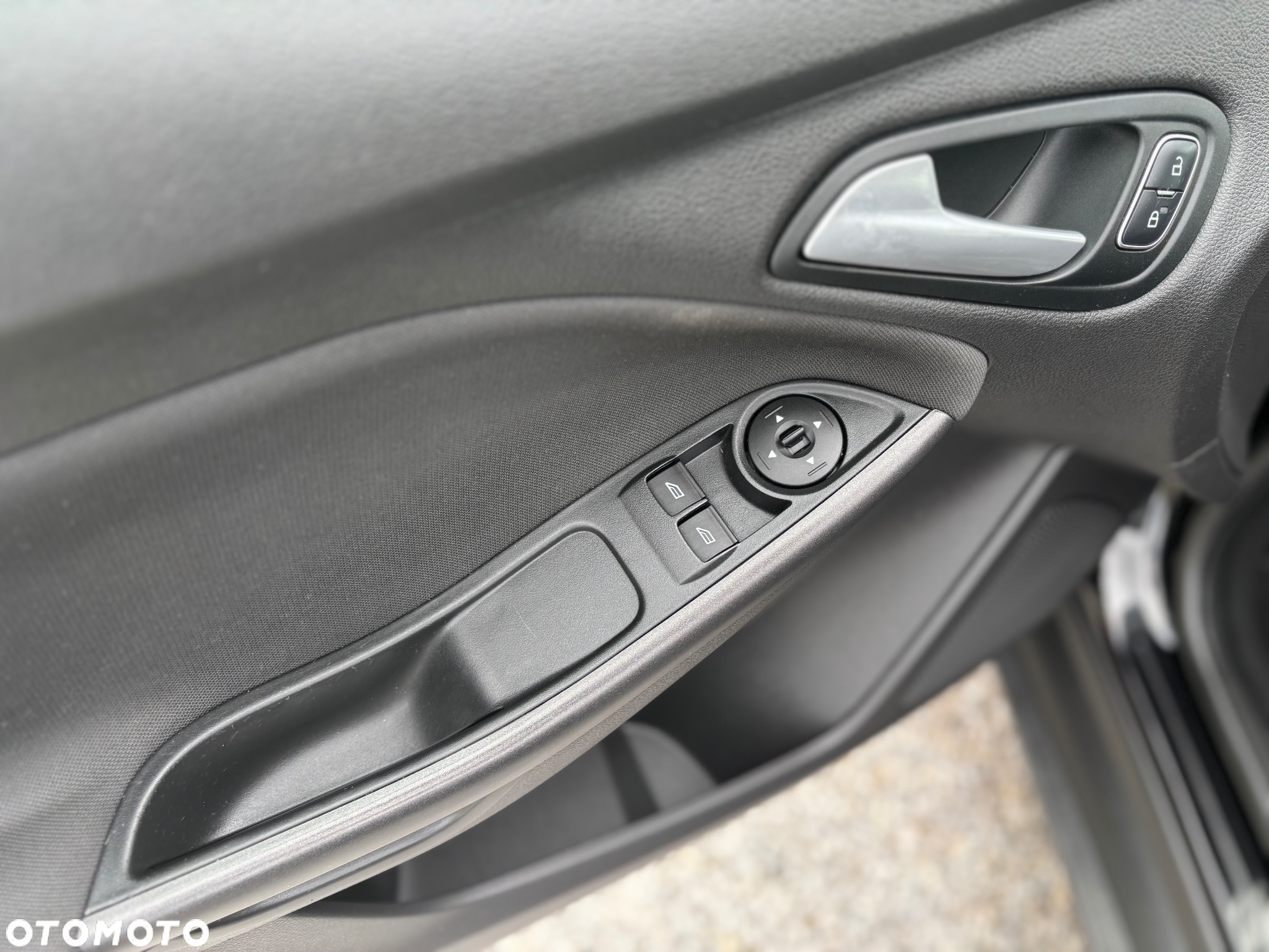 Ford Focus - 7