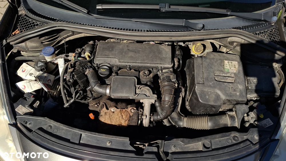 Peugeot 207 1.4 HDi Trendy - 12