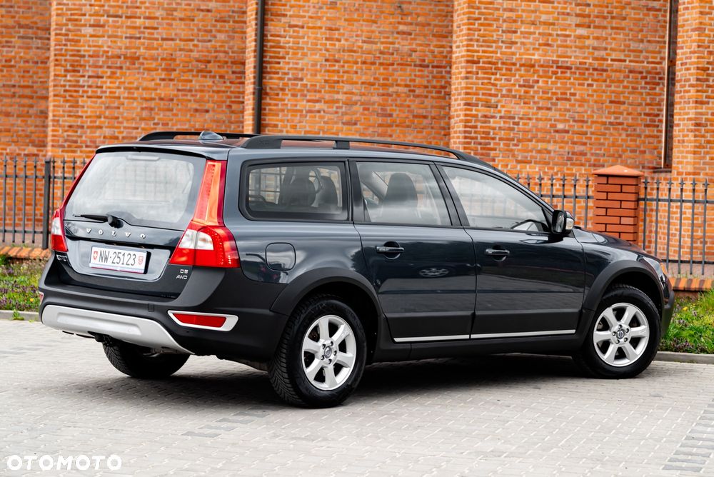 Volvo XC 70 D5 AWD Momentum - 7