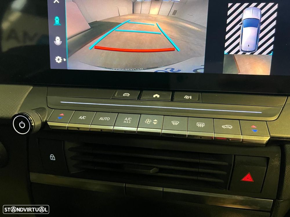 Opel Astra 1.2 T Elegance - 17