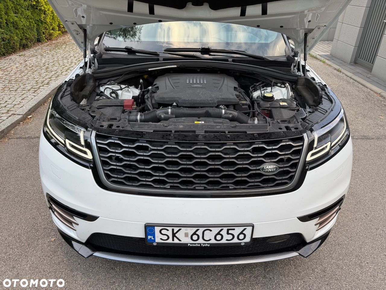 Land Rover Range Rover Velar 3.0 R-Dynamic HSE - 9
