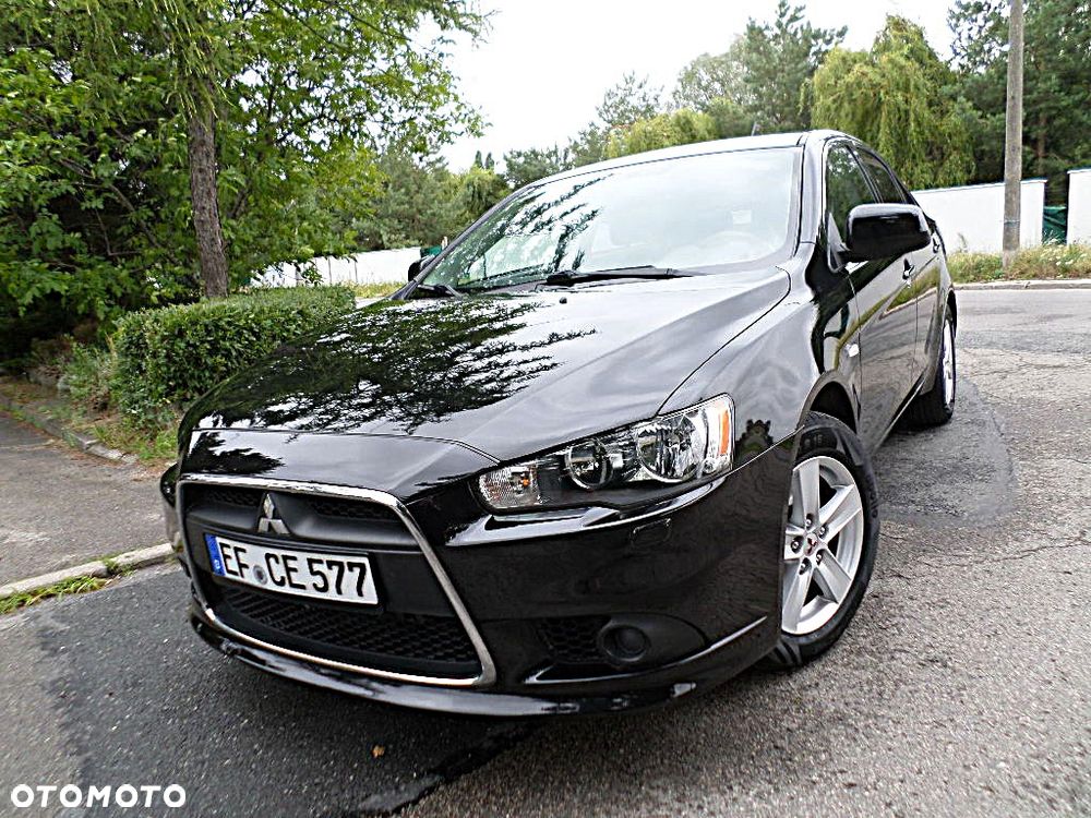Mitsubishi Lancer 1.8 Instyle NAVI - 1