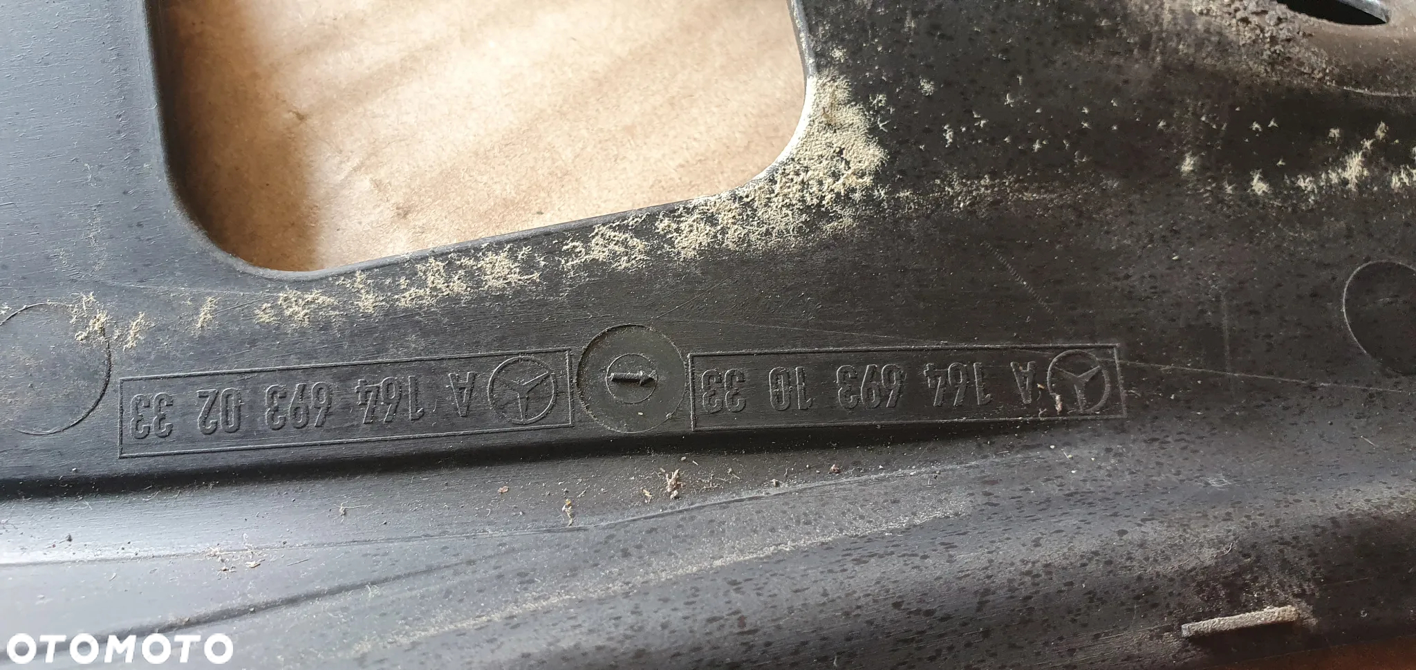 Osłona zaślepka bagażnika prawy tył prawa Mercedes ML W164 A1646900433 - 7