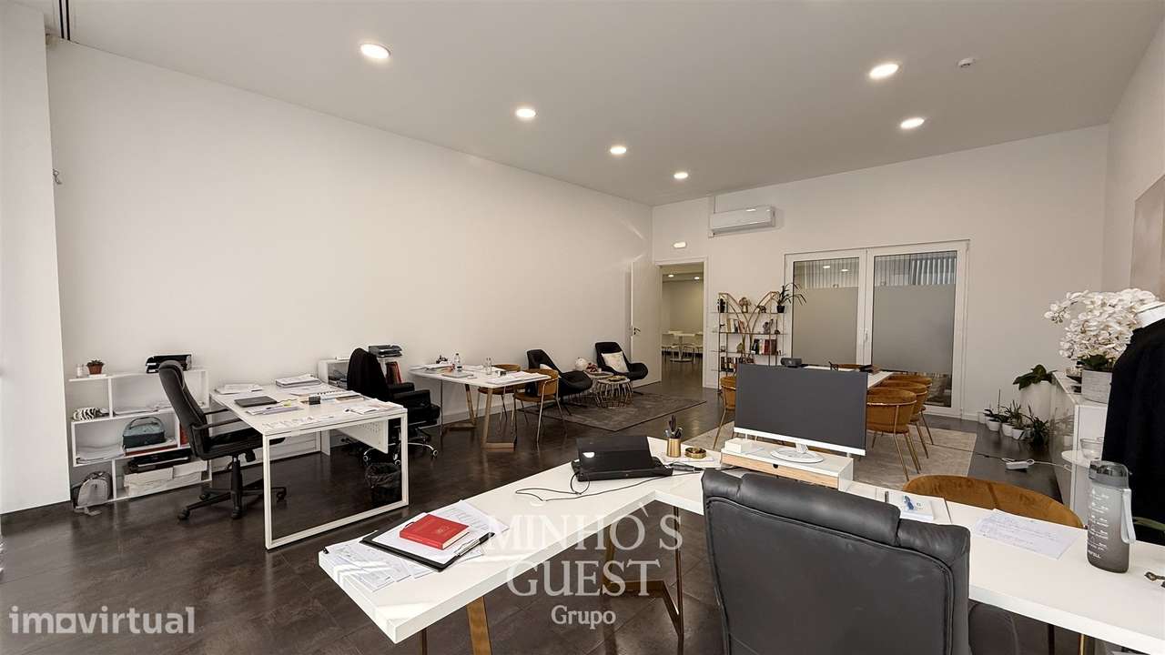 Escritório c/ 50m2 equipado c/ AC - Ferreiros, Braga - Grande imagem: 3/26