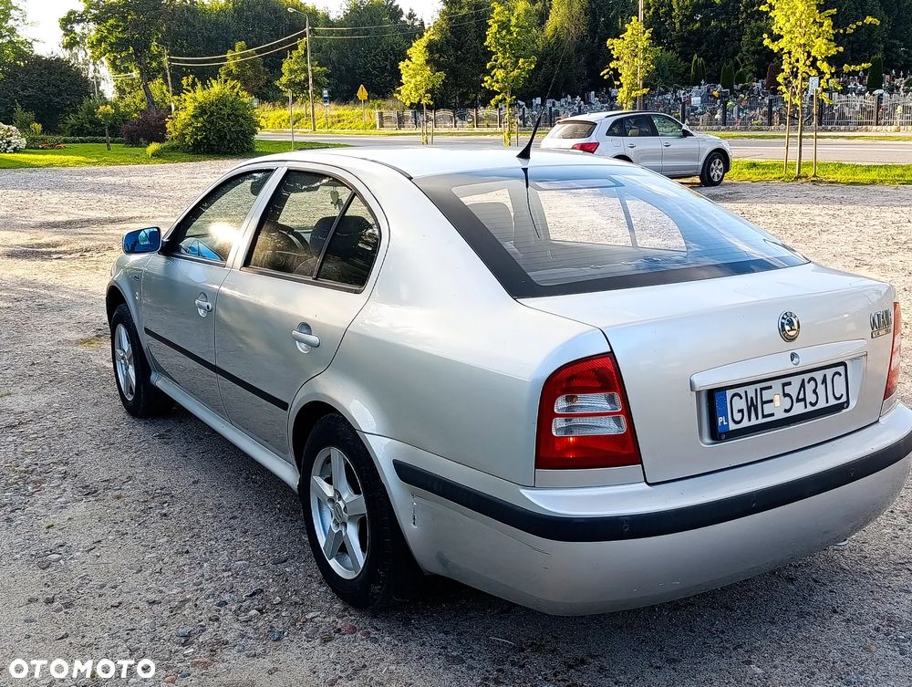 Skoda Octavia 1.4 Tour - 6