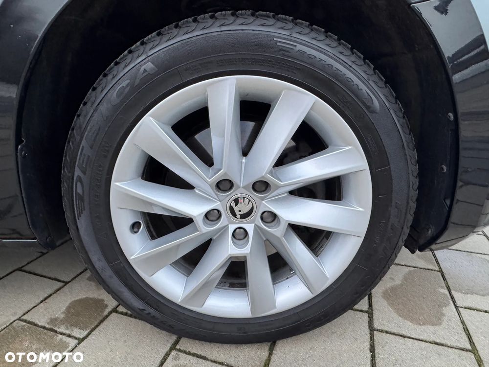 Skoda Superb 2.0 TDI Ambition DSG - 36