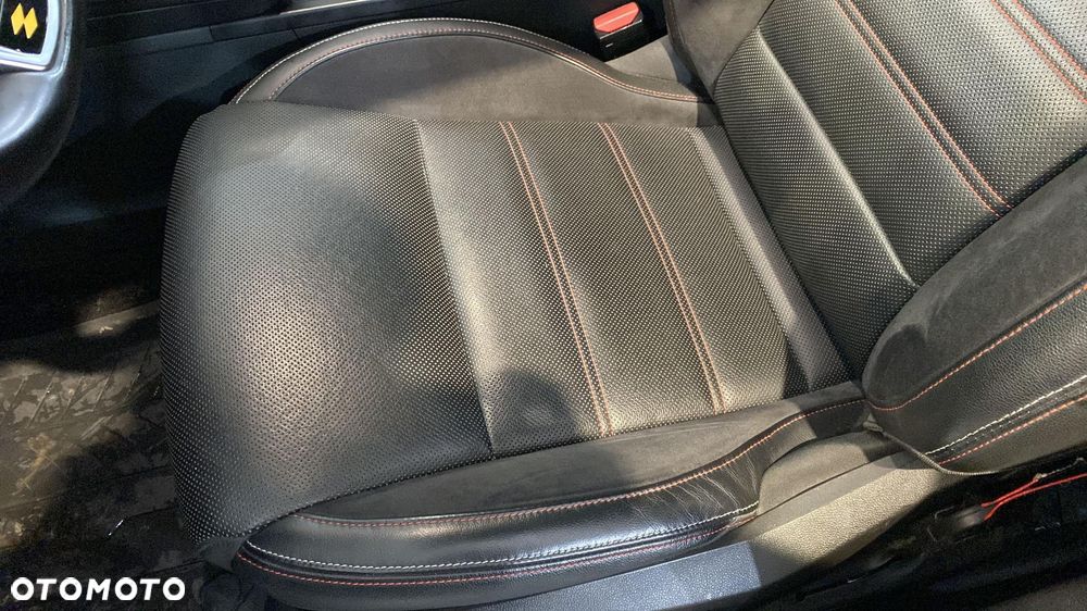 Renault Arkana 1.6 E-TECH R.S Line MMT - 18