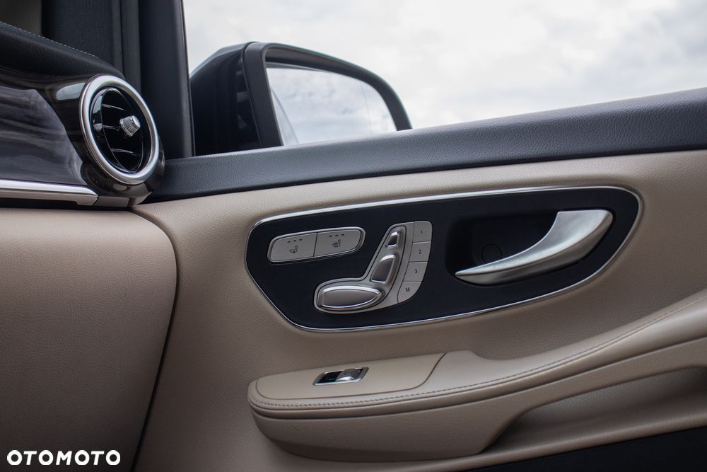 Mercedes-Benz Klasa V 250 d 4-Matic Avantgarde 7G-Tronic - 19