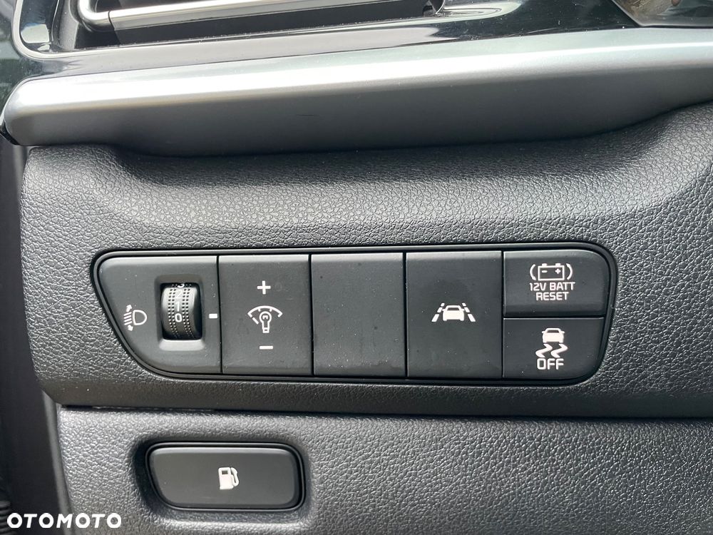 Kia Niro 1.6 GDI Hybrid Business Line - 12