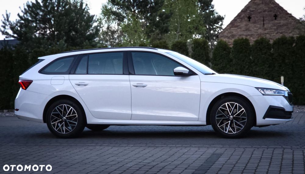 Skoda Octavia 2.0 TDI DSG Edition - 39