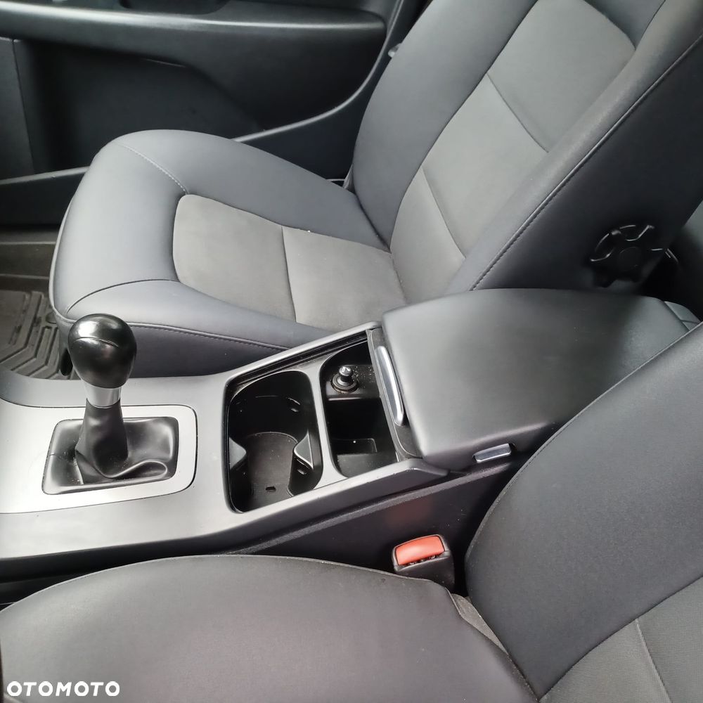 Volvo V70 2.0D Entry - 16