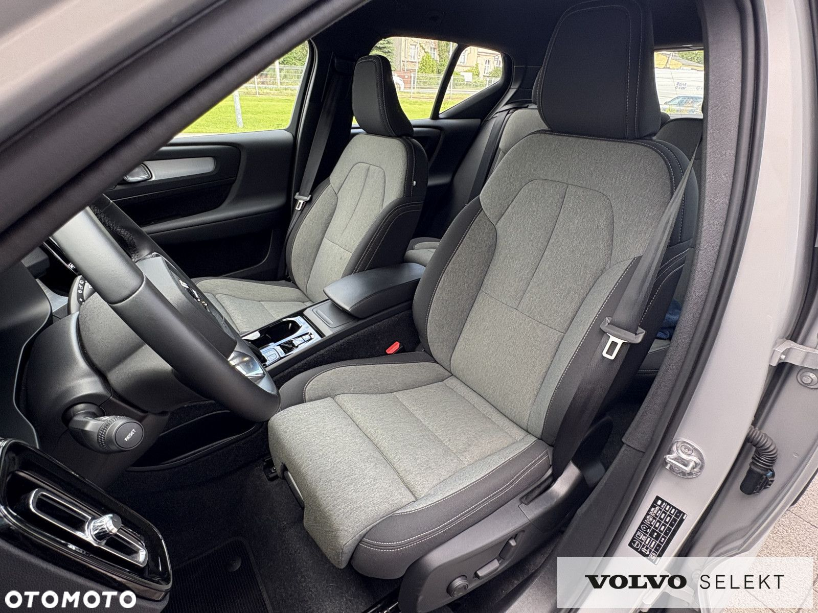 Volvo XC 40 - 24