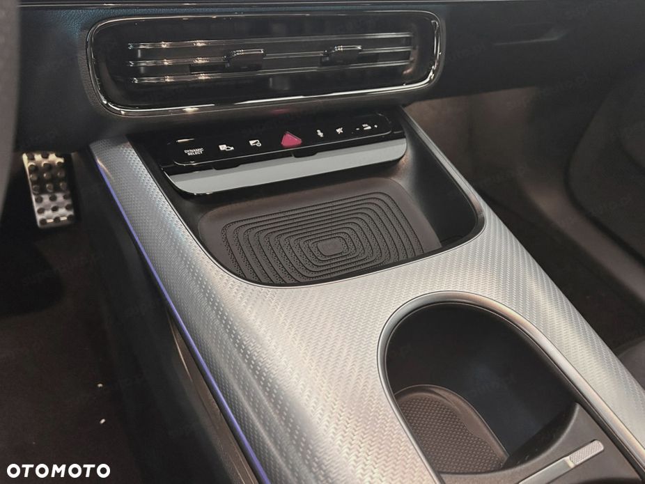 Mercedes-Benz CLA 200 mHEV 8G-DCT - 11