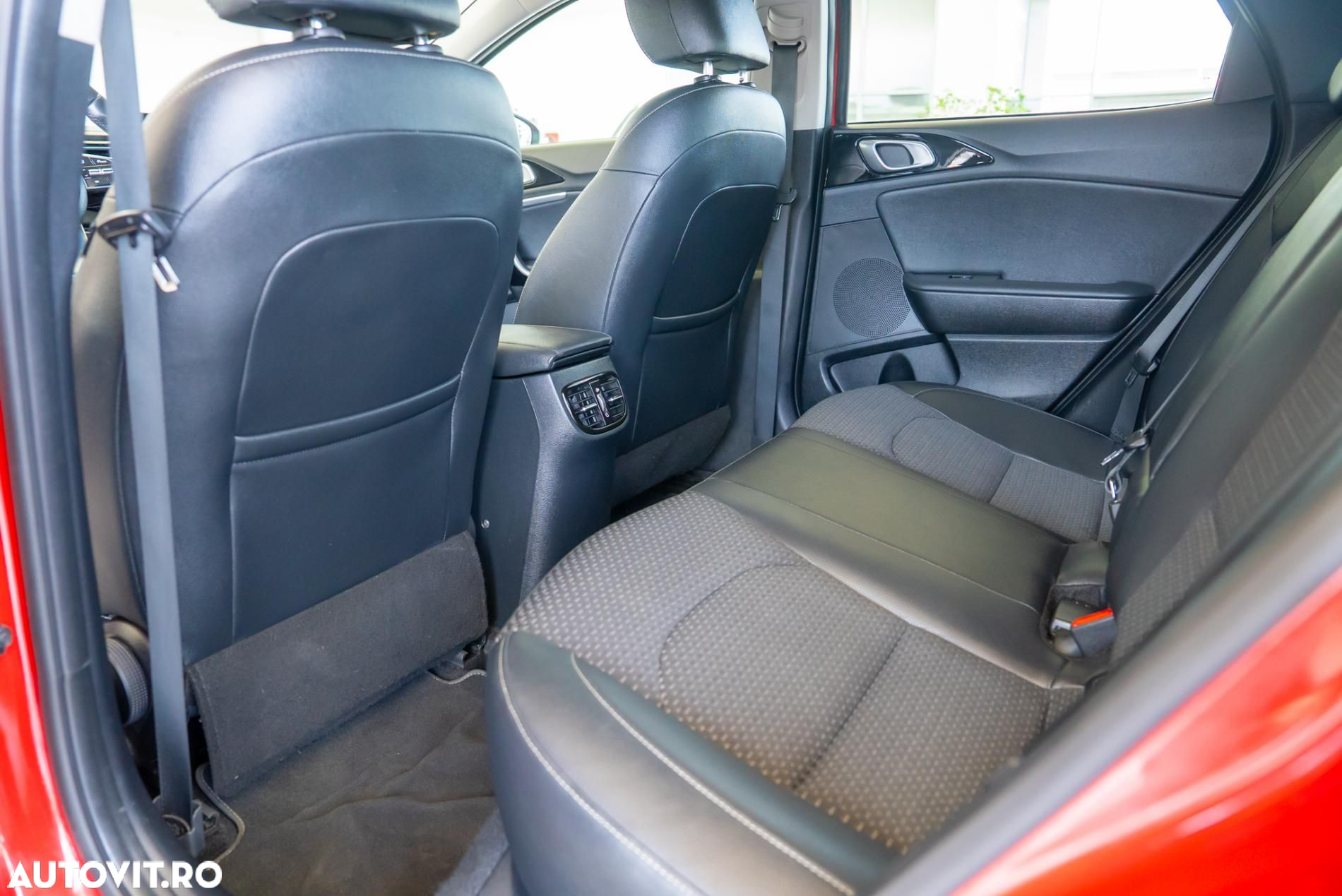 Kia XCeed - 19
