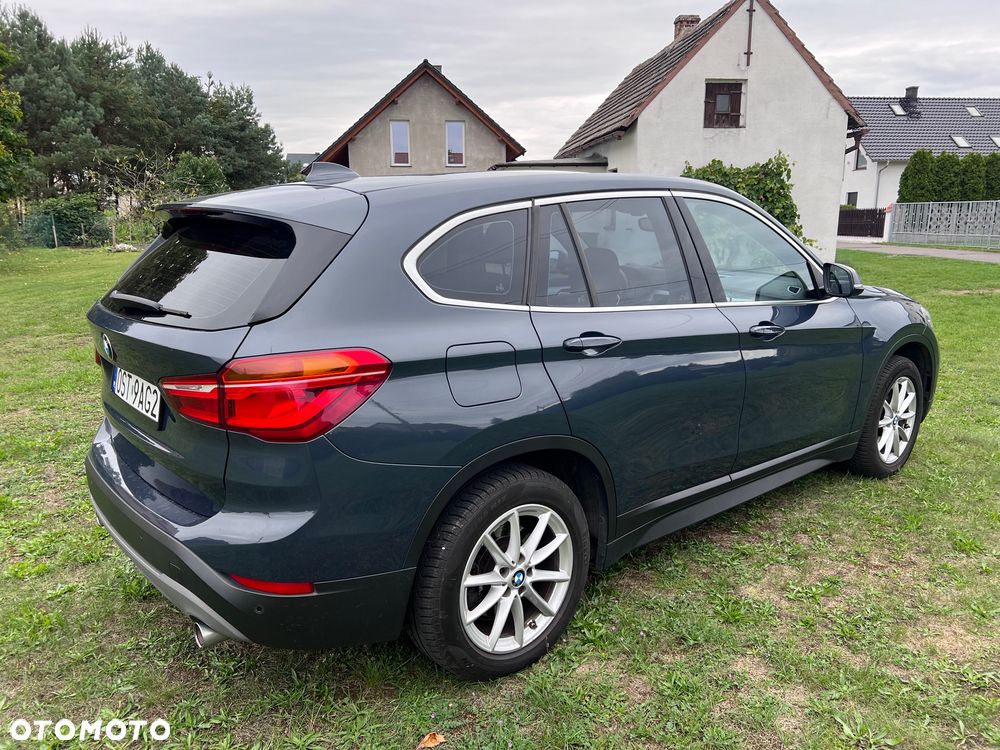 BMW X1 xDrive20d Advantage - 4