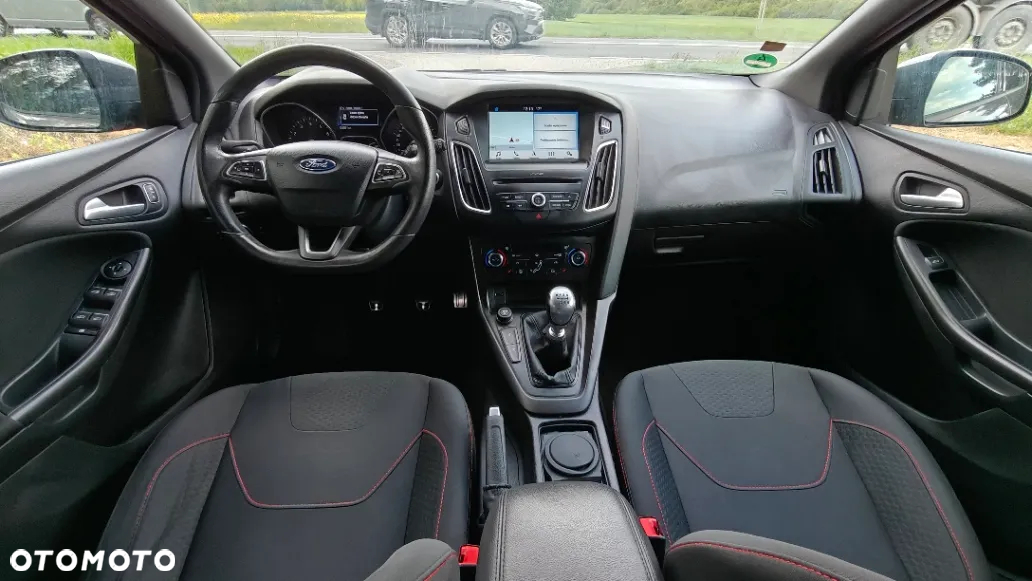 Ford Focus 1.0 EcoBoost ST-Line Black ASS - 12