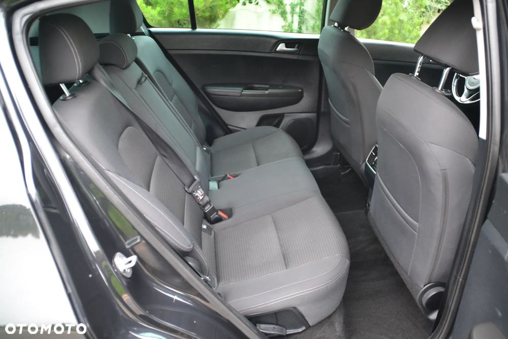 Kia Sportage 1.6 GDI 2WD Dream-Team Edition - 29
