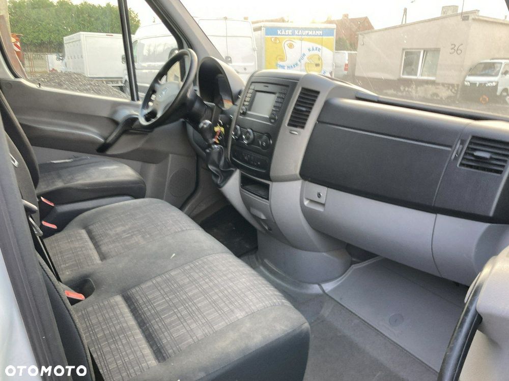 Mercedes-Benz Sprinter - 6