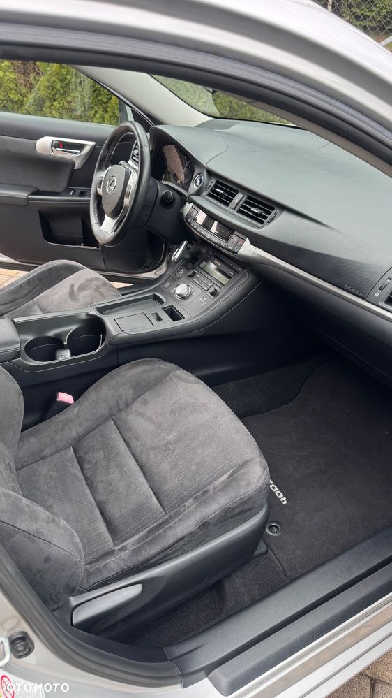 Lexus CT 200h Elegance - 15