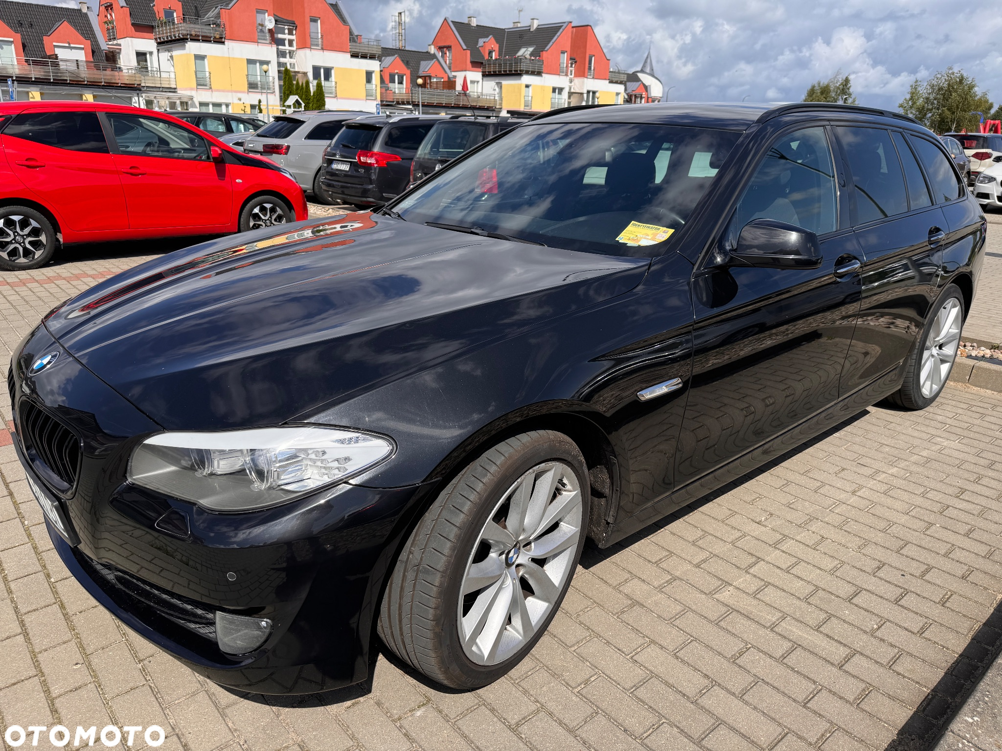 BMW Seria 5 520d Touring - 8