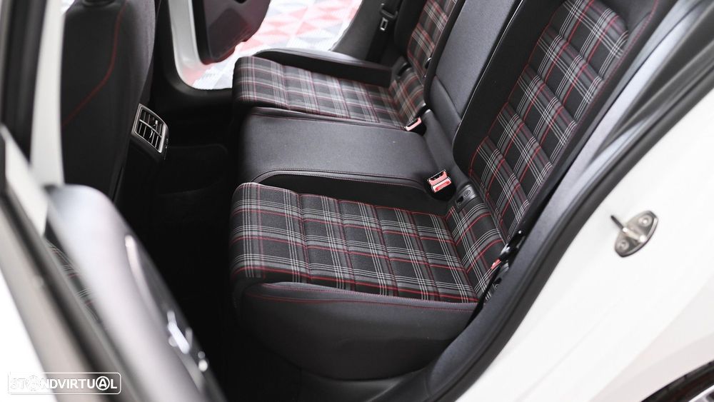 VW Golf 2.0 TSI GTI DSG Performance - 51