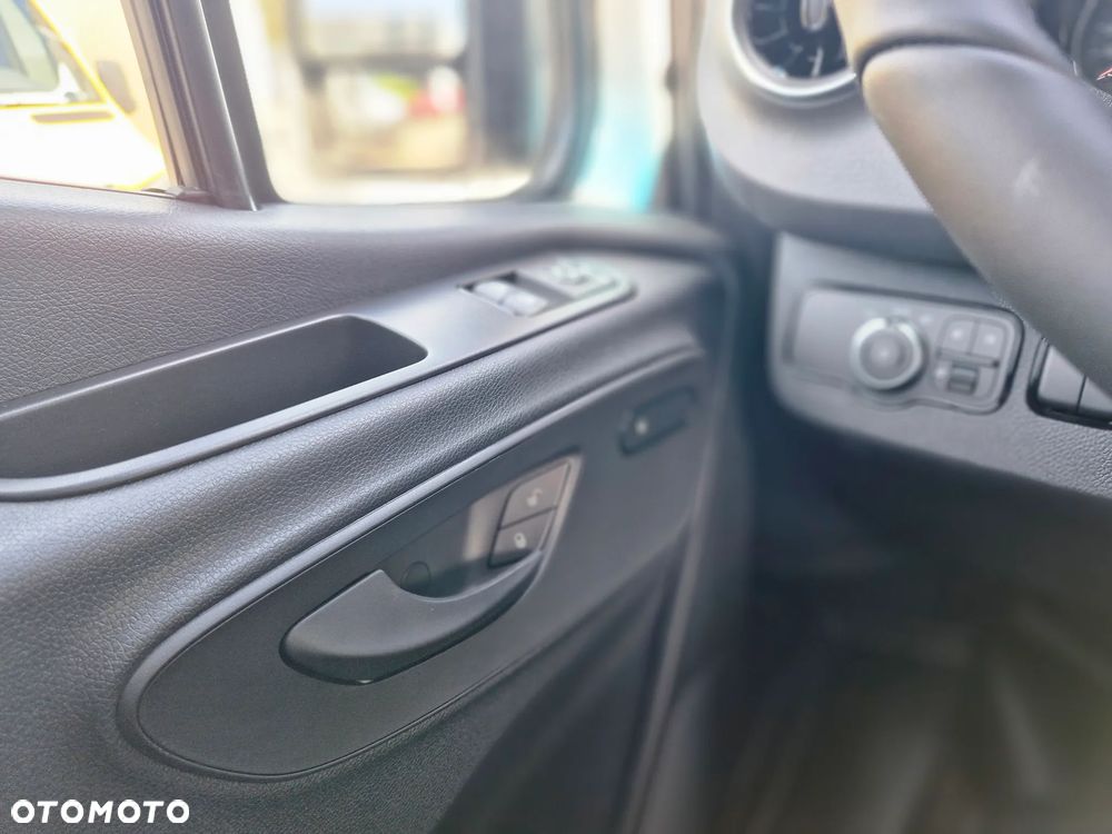 Mercedes-Benz Sprinter - 19