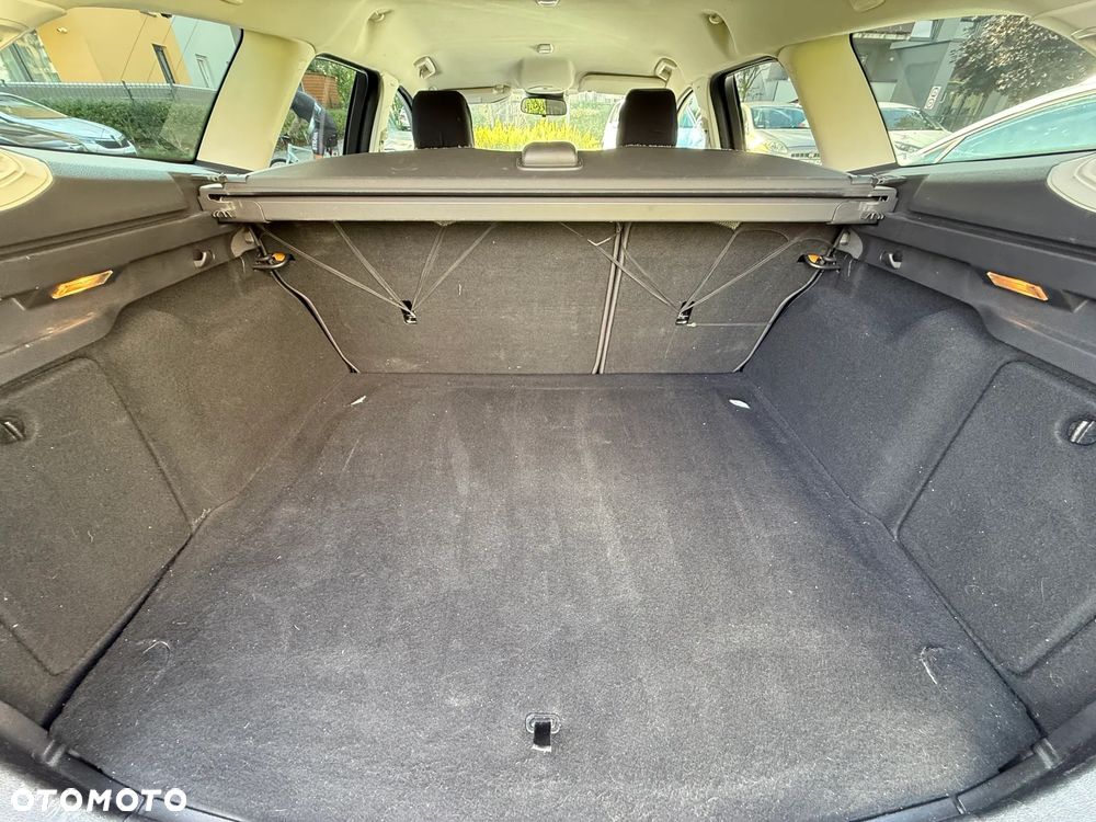 Ford Focus 1.6 TDCi Trend - 33