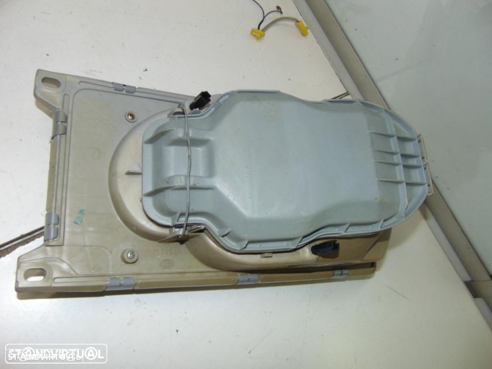 Mercedes Class C 2000 a 2007 faróis - 7