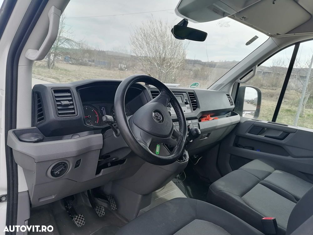 Volkswagen Crafter Furgon L3H2 2.0 TDI - 11