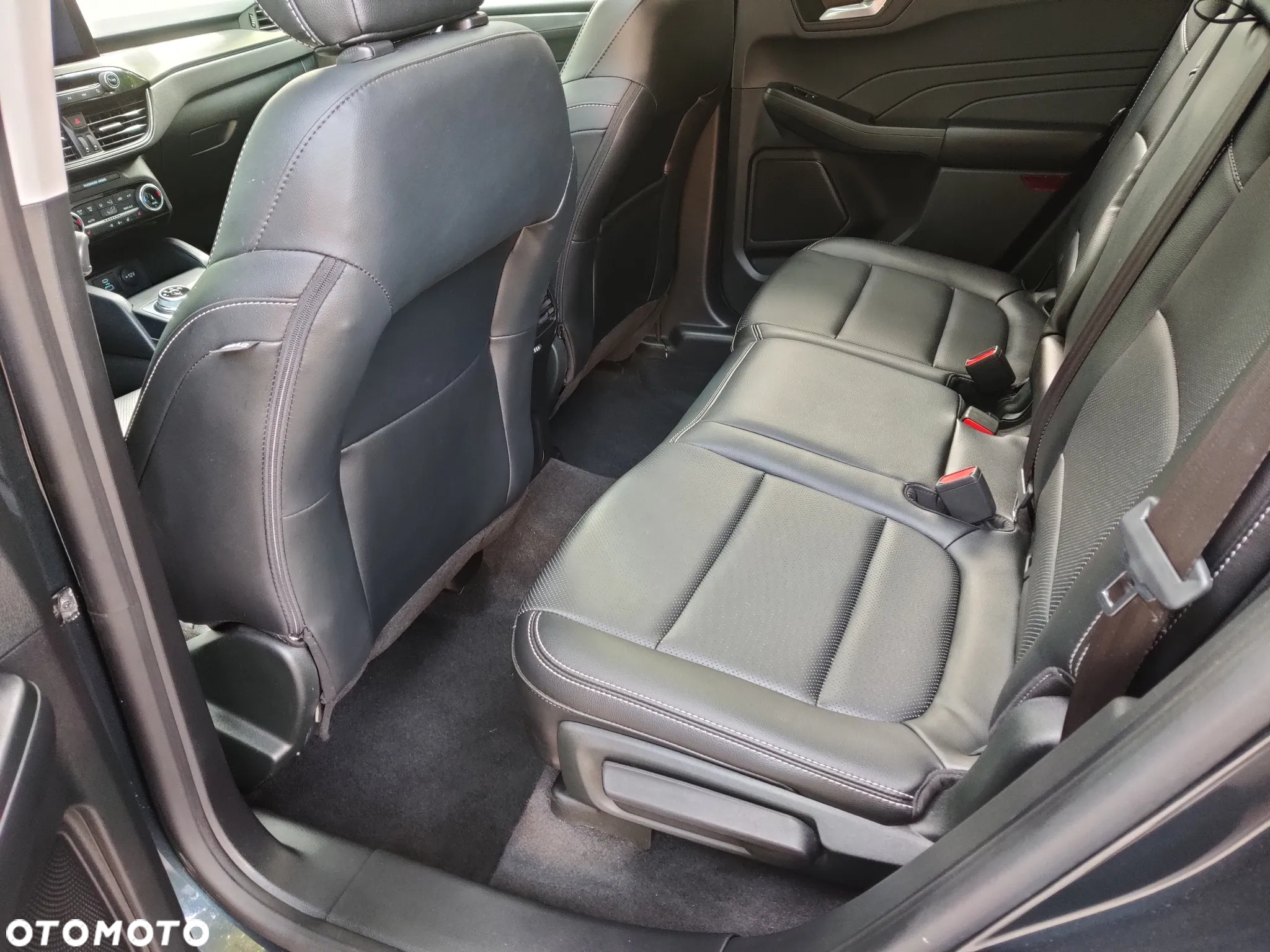 Ford Escape 2.0 EcoBoost AWD Titanium - 15