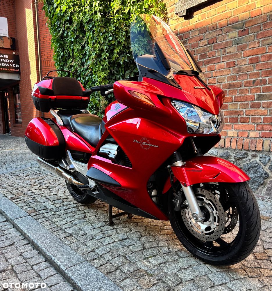 Honda ST - 3