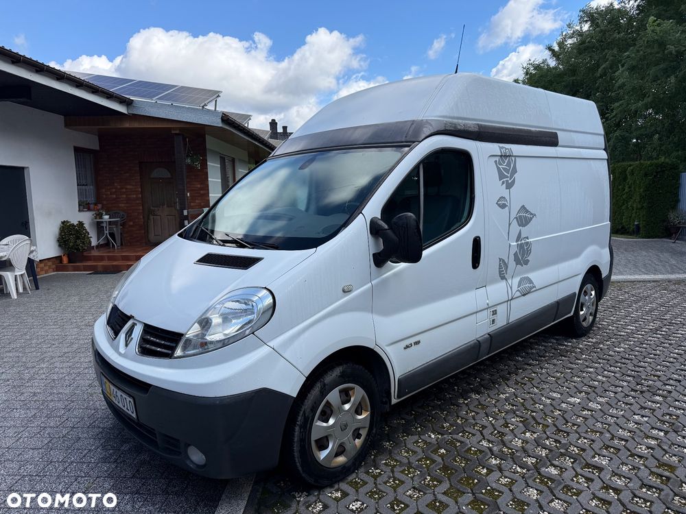 Renault Trafic - 12