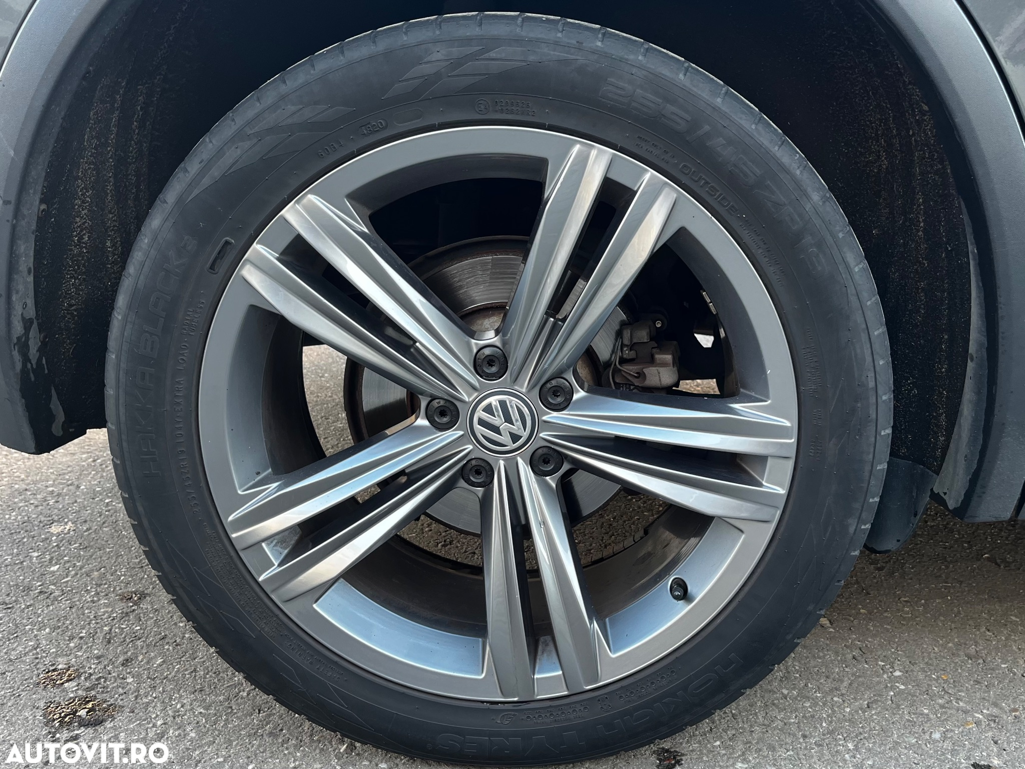 Volkswagen Tiguan 2.0 TDI 4Mot DSG Highline - 9