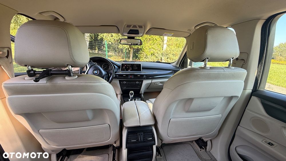 BMW X5 xDrive25d - 12