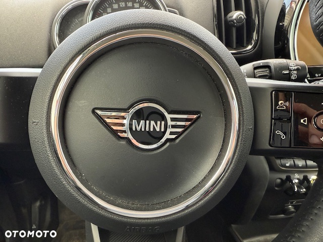 MINI Countryman Cooper SE ALL4 - 18
