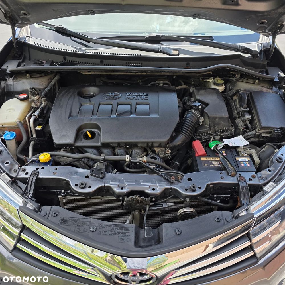Toyota Corolla - 8