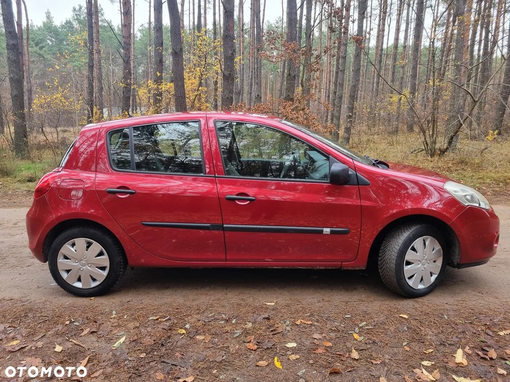 Renault Clio 1.5 dCi Alize - 28