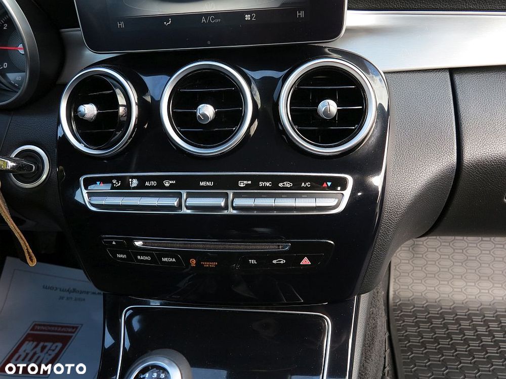 Mercedes-Benz Klasa C 200 (BlueTEC) d Avantgarde - 28