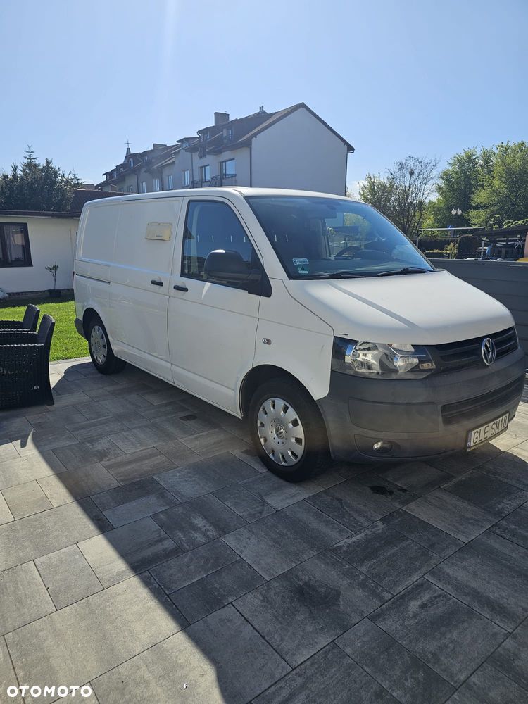 Volkswagen Transporter - 2