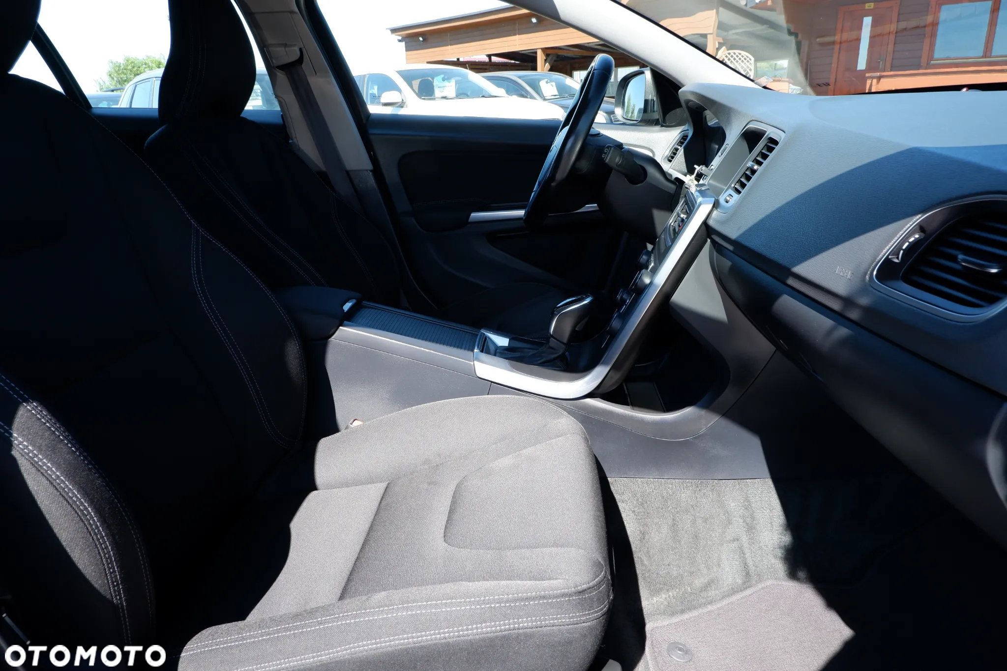 Volvo V60 D3 Geartronic Kinetic - 9
