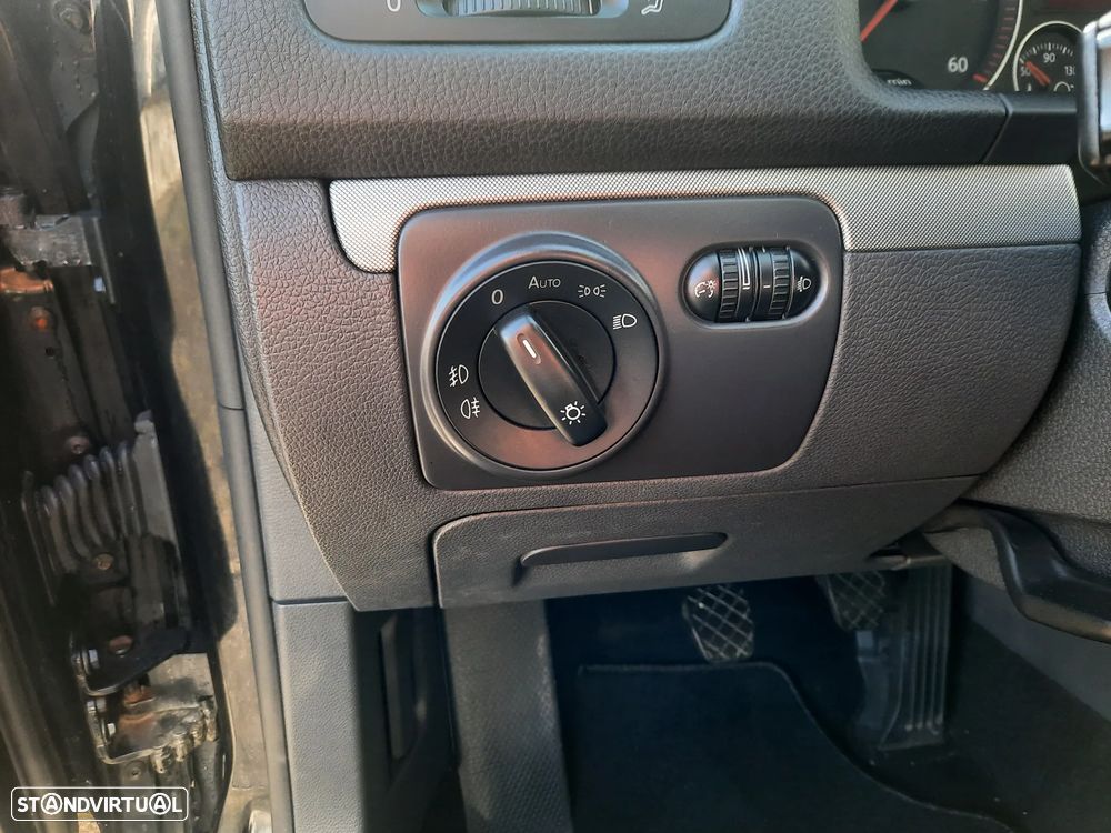 VW Golf Variant 1.9 TDi BlueM Confortline - 6