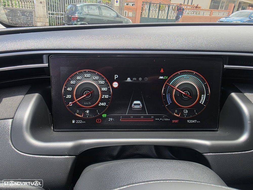 Hyundai Tucson 1.6 T-GDI HEV Premium - 13