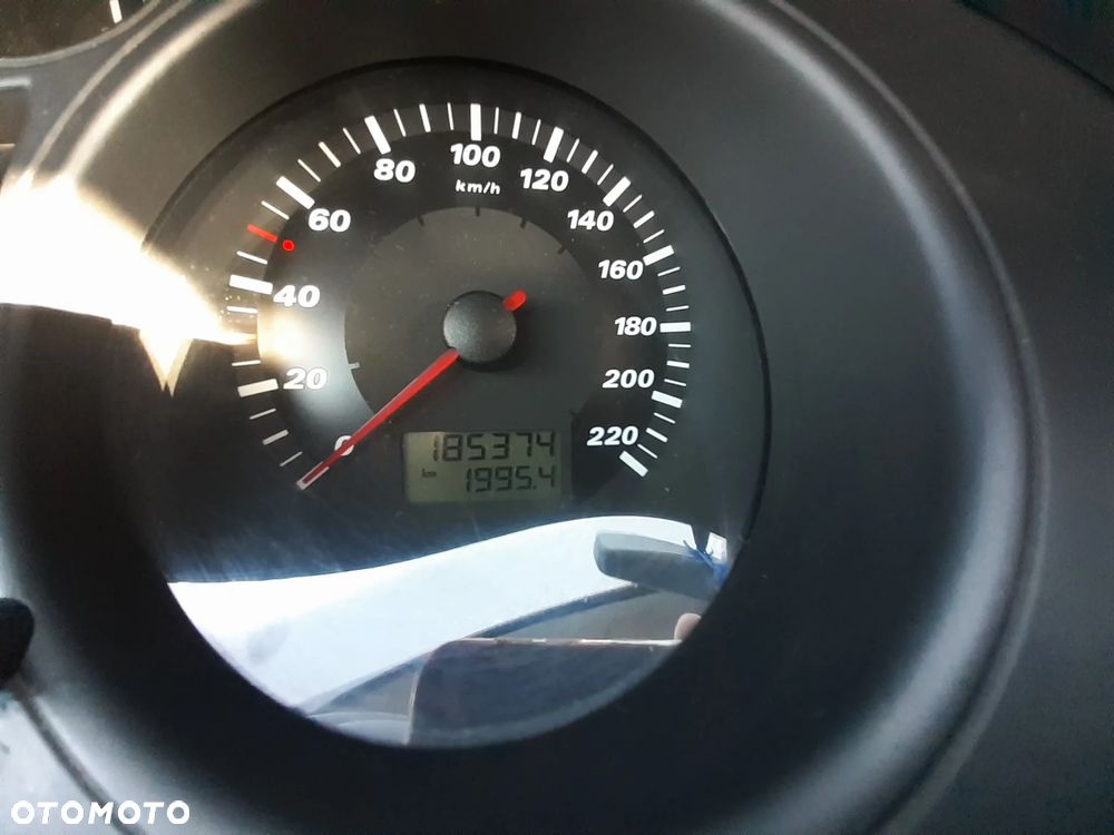 Seat Cordoba 1.4 16V Stella - 12