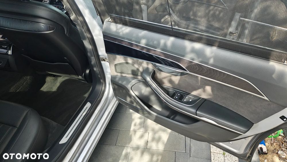 Audi A8 L 55 TFSI mHEV Quattro Tiptr - 28
